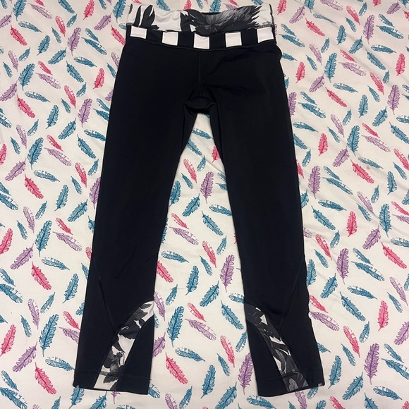 lululemon athletica Pants - Lululemon Capri Leggings